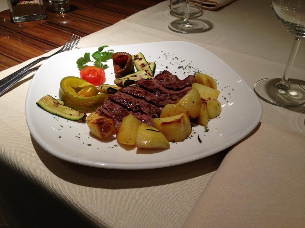 Albergo Dei Laghi Turate Kültér fotó