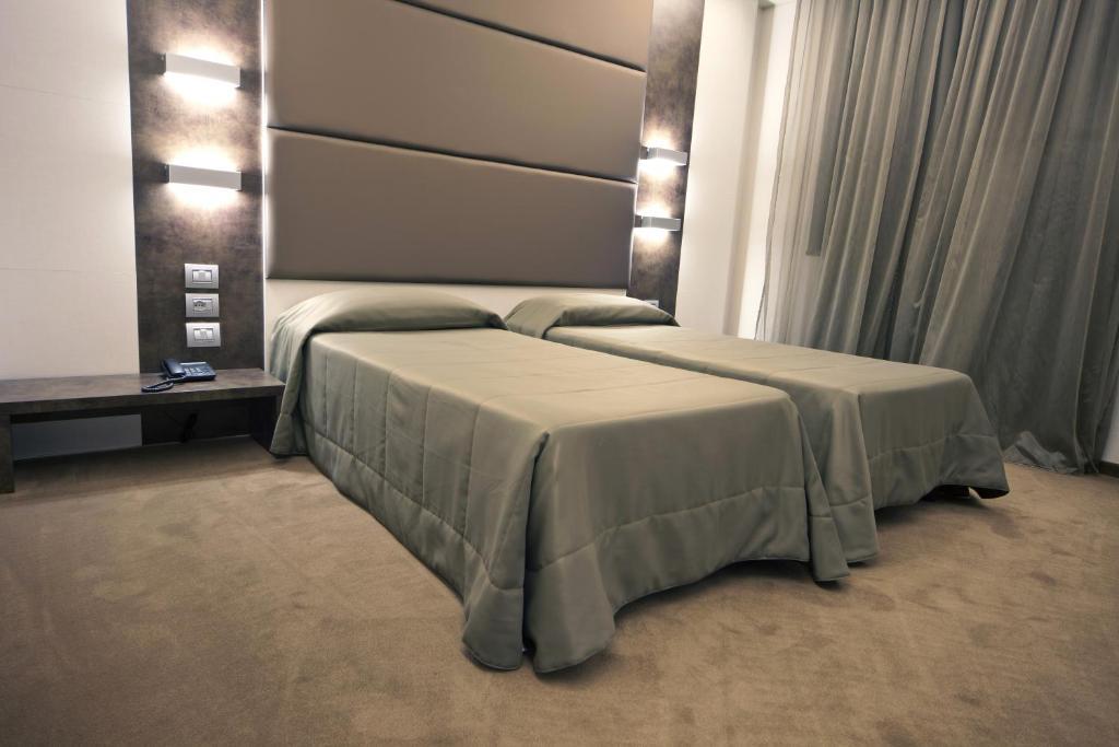 Albergo Dei Laghi Turate Kültér fotó